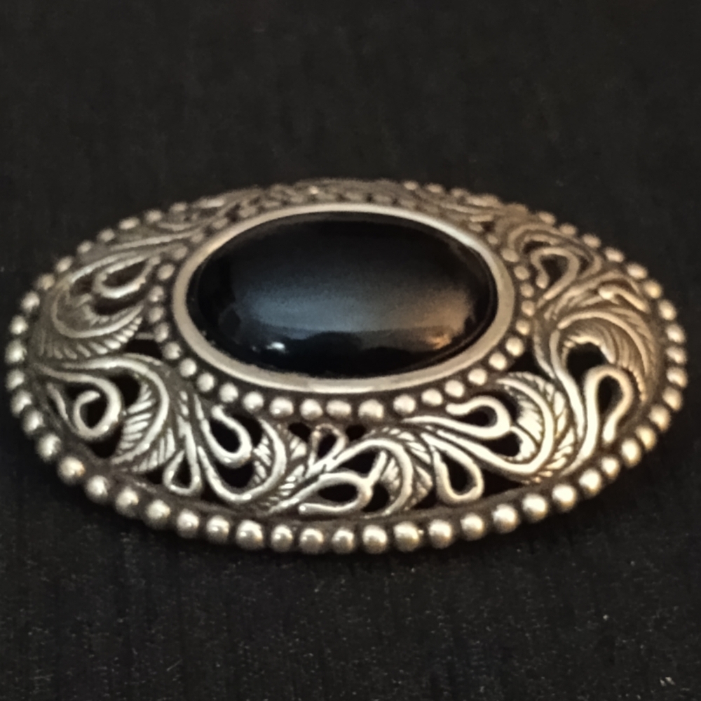Vintage 925 Silver and Onyx  Brooch By Jez Laine